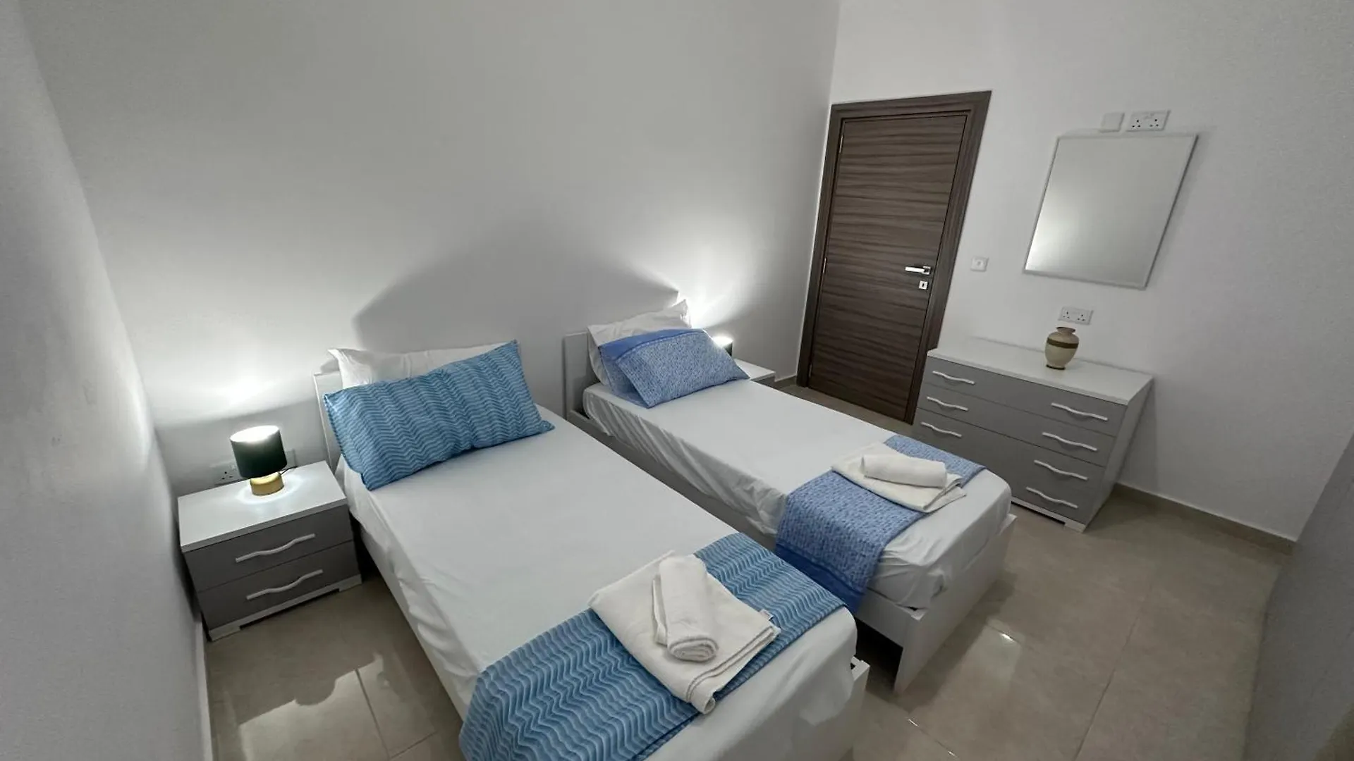 Apt Oasi Urbana San Ġiljan Apartment
